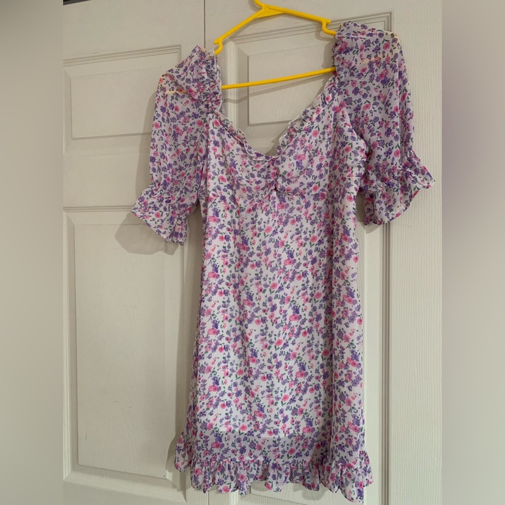 Dress from Showpo. Princess sleeves and white slip beneath. Worn once.